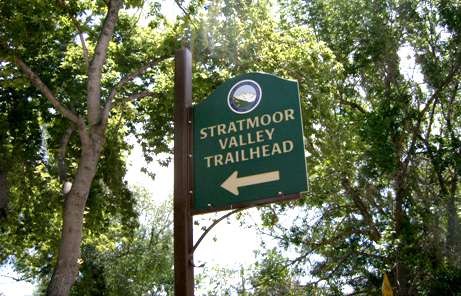 Stratmoor Valley Trailhead Sign